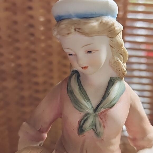 Vintage Figurine Girl With Basket Of Fruit And Goose - Picture 5 of 10